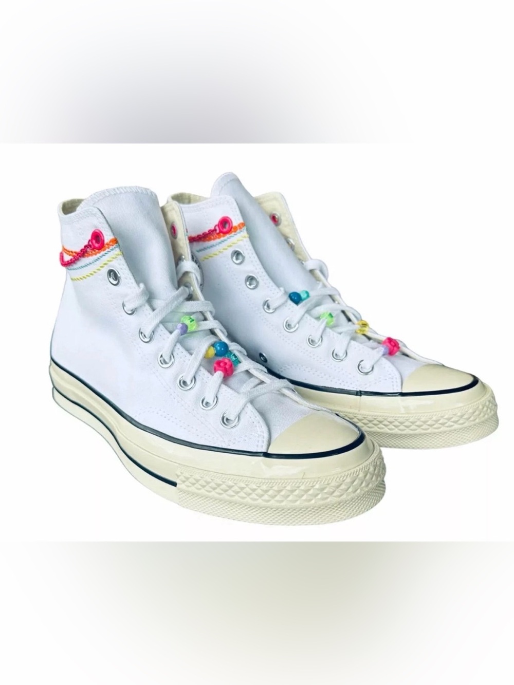 Converse Women's Chuck 70 High Top Canvas Sneakers Size 9.5 White A06845C